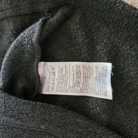 Men's GAP Gray 1/4 Zip Fleece Pullover Sw - Picture 2 of 6